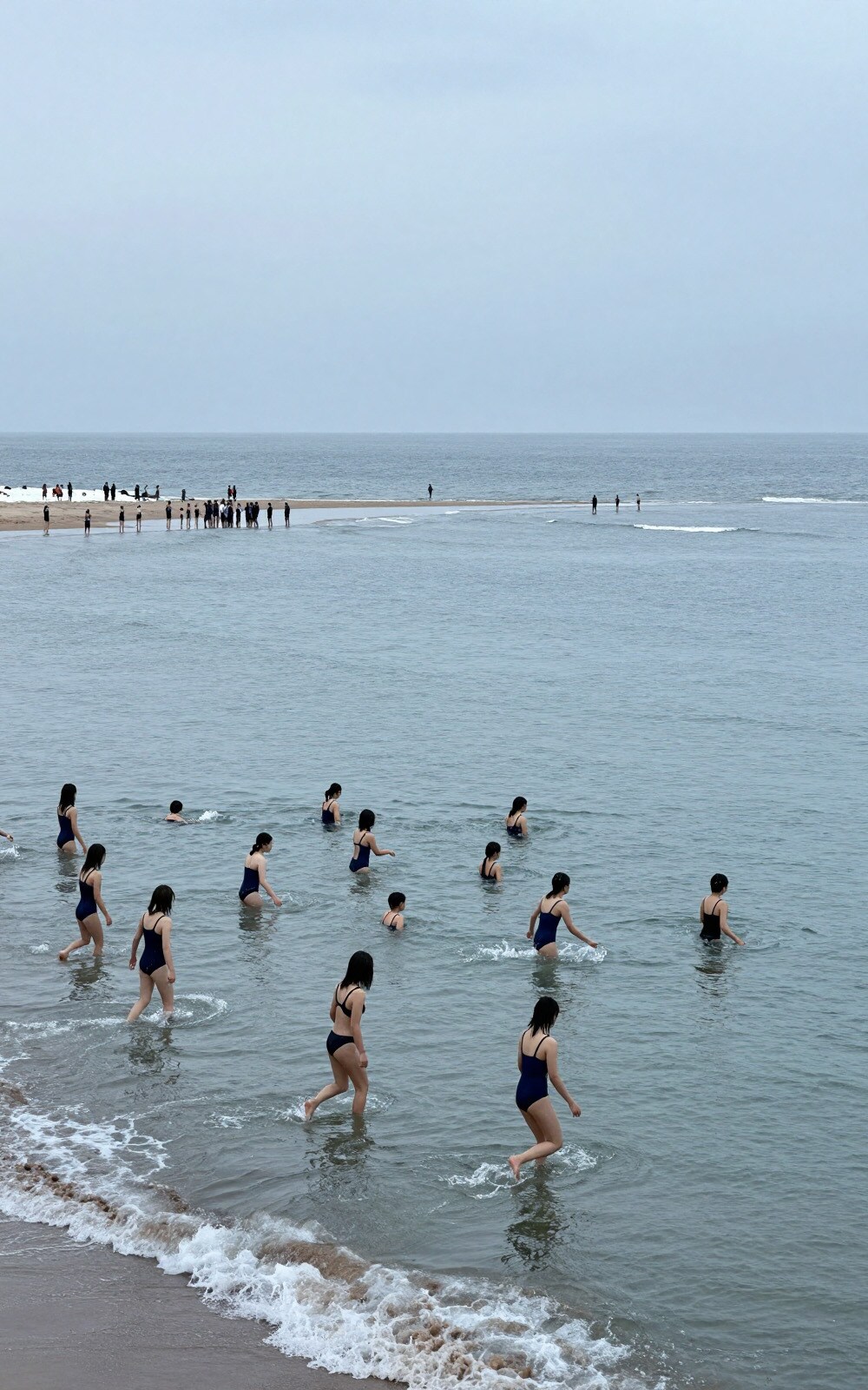 潜入・寒中水泳大会