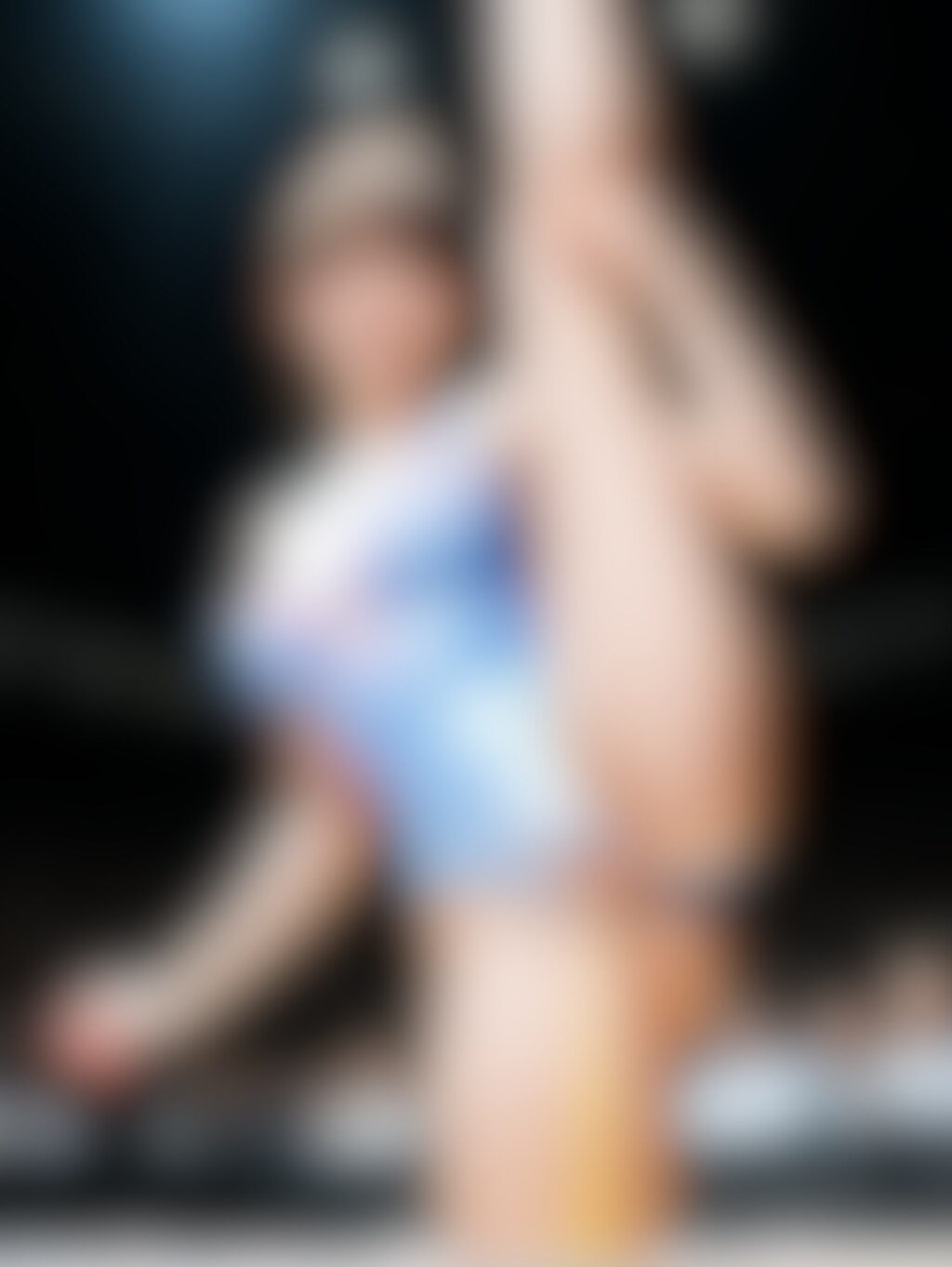 新しい衣装おしっこしやすくて最高！