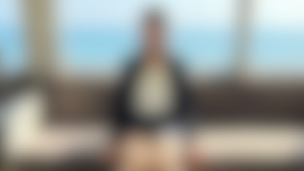 電車内フロントパンチラ