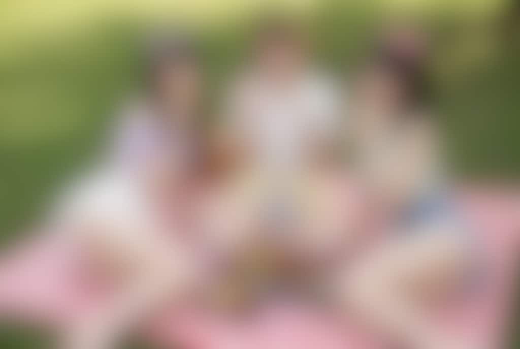 [17枚]ピクニックでパンチラ🍱💕