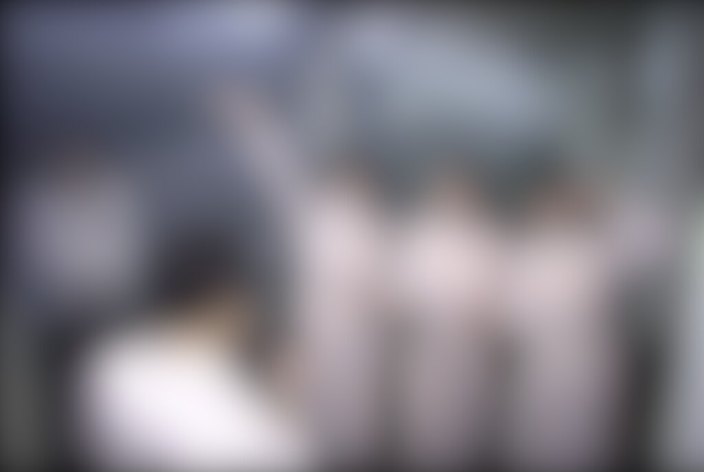 （限定）カメラ部のモデルバイト中に突然の雨