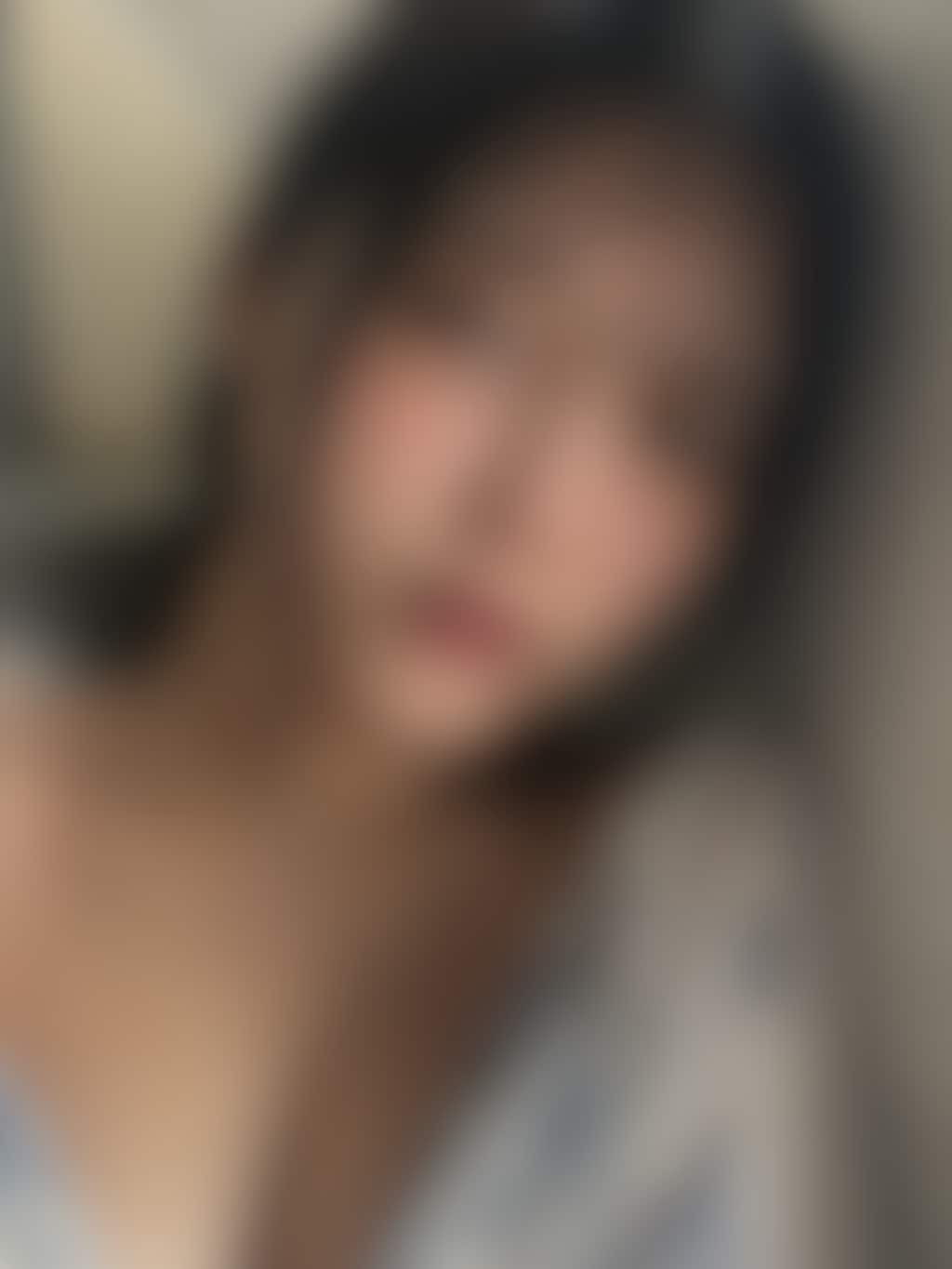 美女、はだけた浴衣