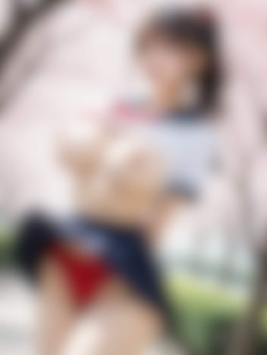 春限定】桜背景×セーラー服×重力無視バスト