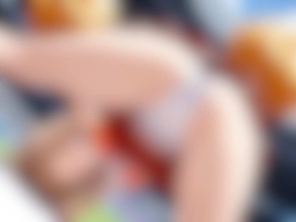 23枚:アクロバチックなチアリーダーたち