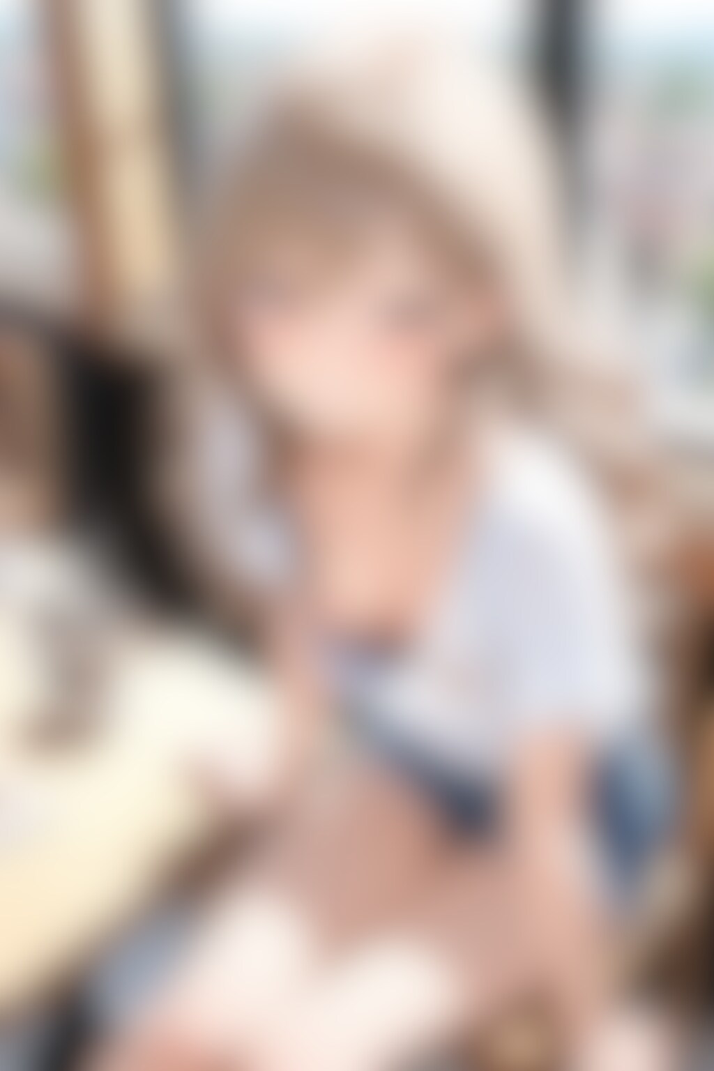 40枚:胸チラカフェ