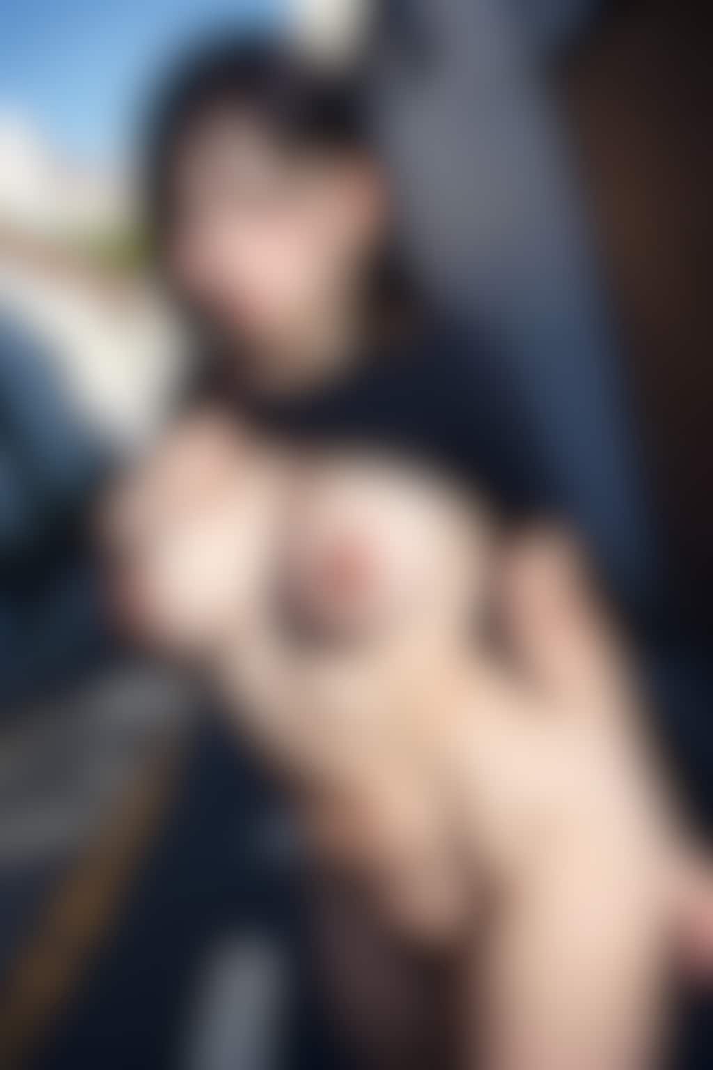 お胸と陰毛とか