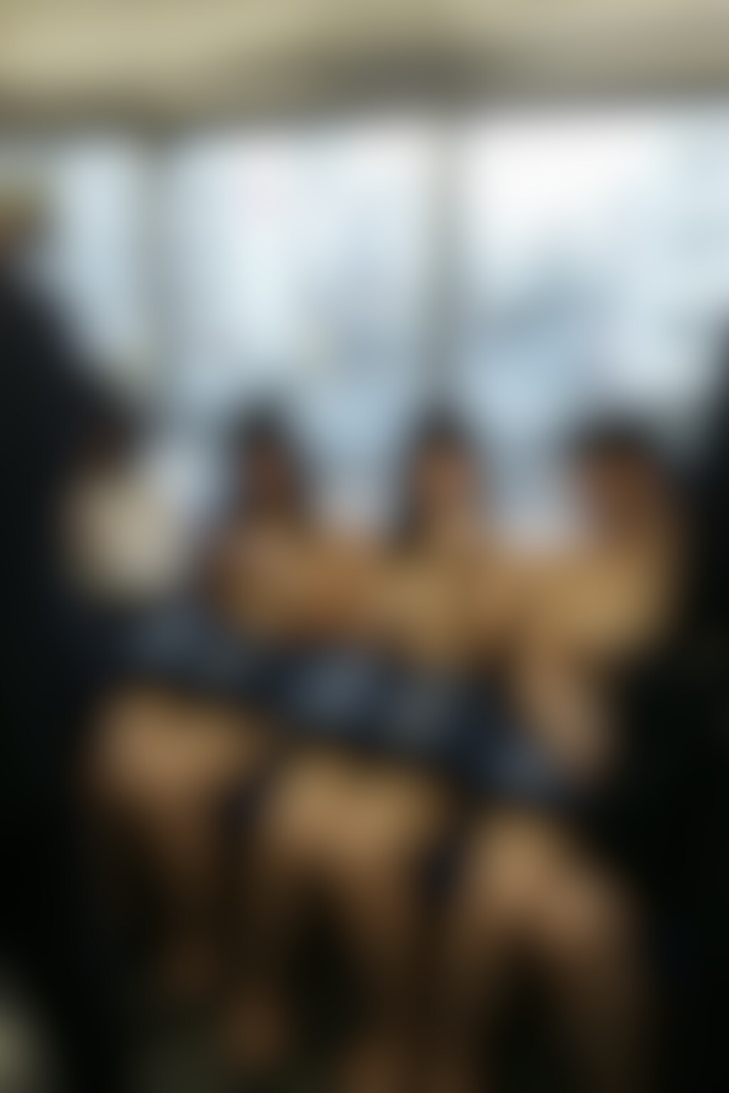 （限定）全裸の日だからってじろじろ見てはいけません