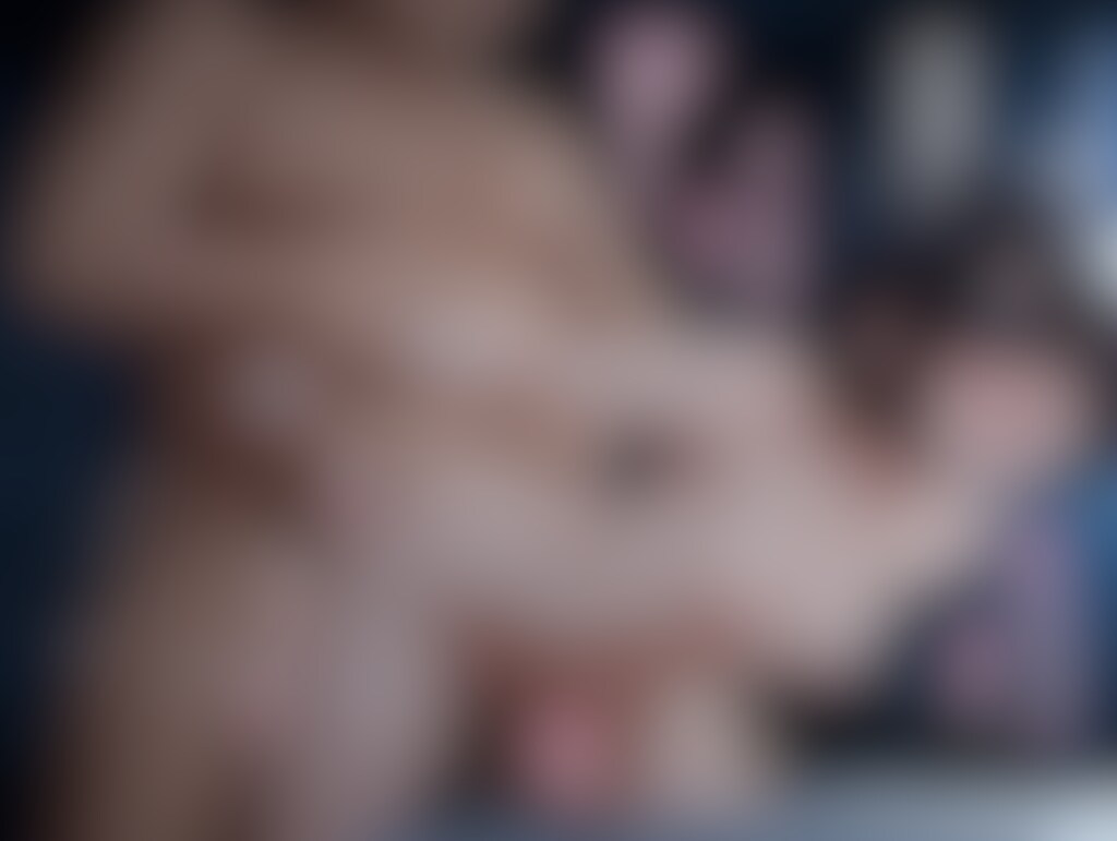 目隠しして後ろから・・・ S-315