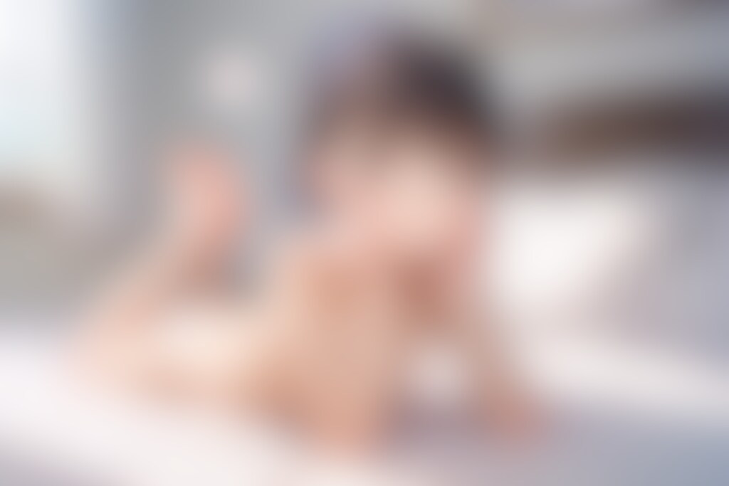 ぺったんこ〇リ〇リJ〇ちゃんたちが全裸で誘惑（6枚）