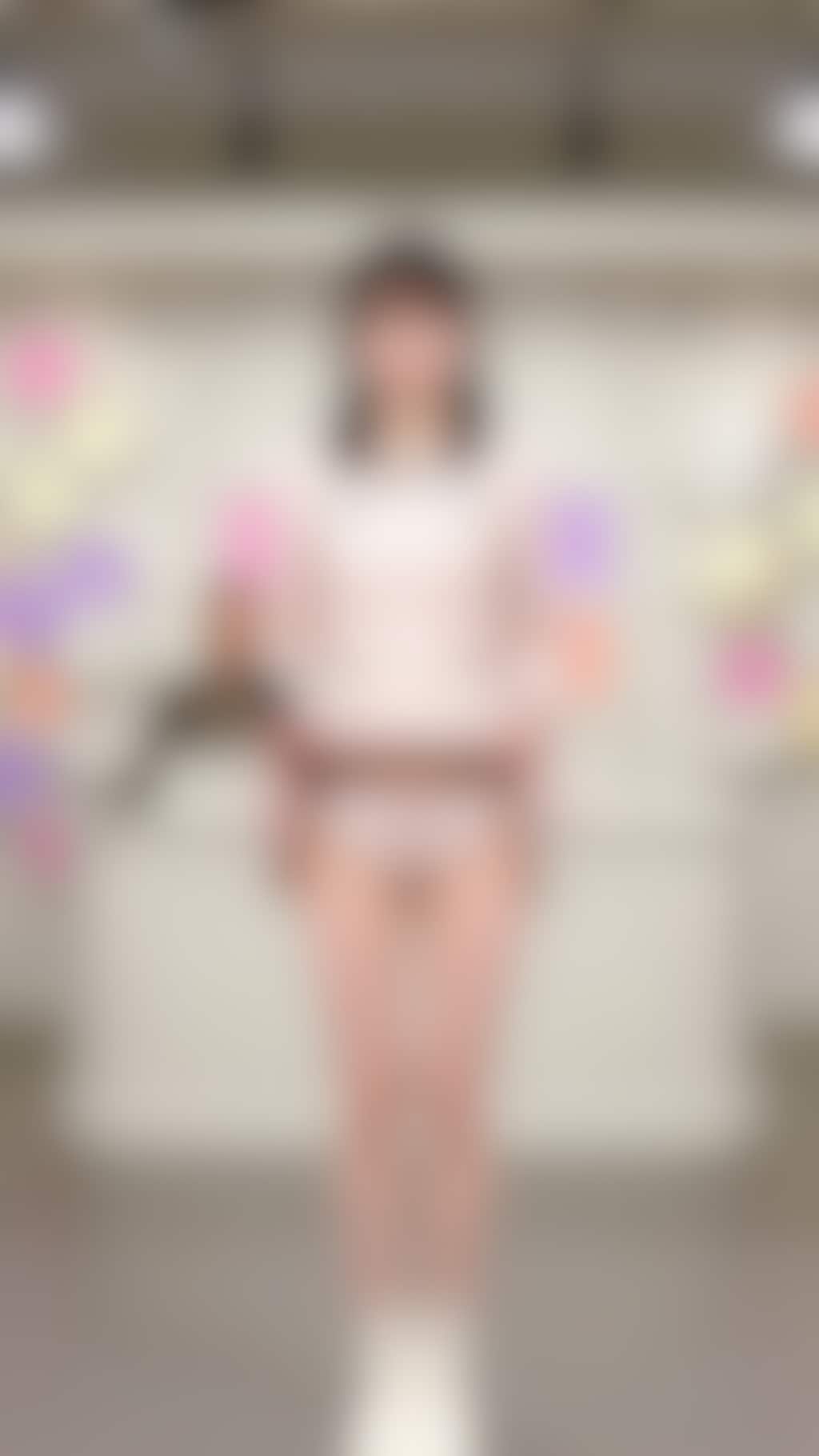 【動画リンクあり】本番中に後ろから犯られる女子アナちゃん