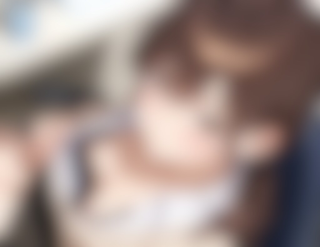 40枚:胸チラのサービスショット寄せ集め