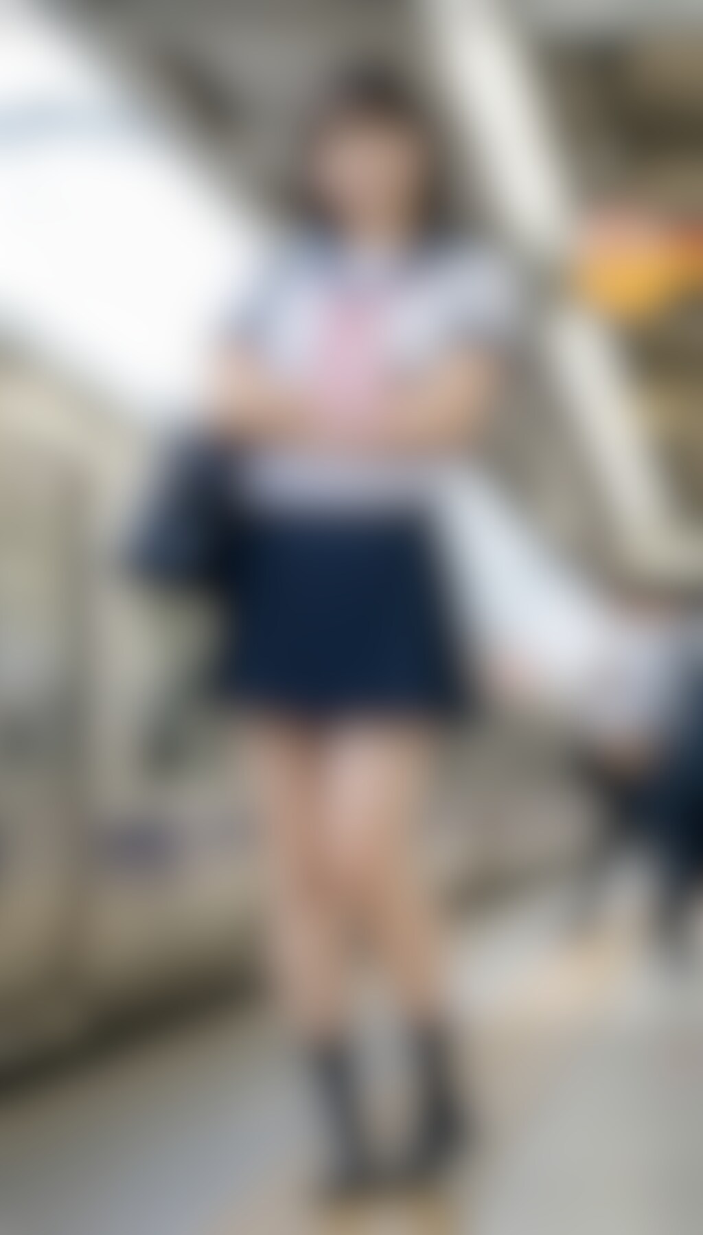 JKくるくるターンパンチラ