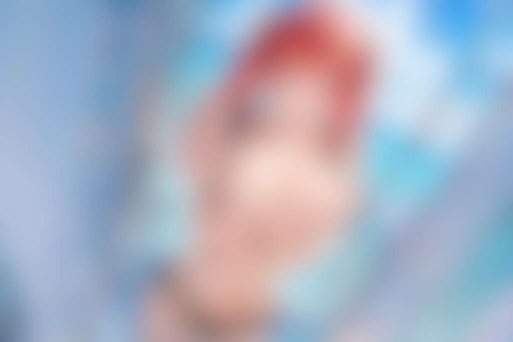 手ブラ実亜ちゃん