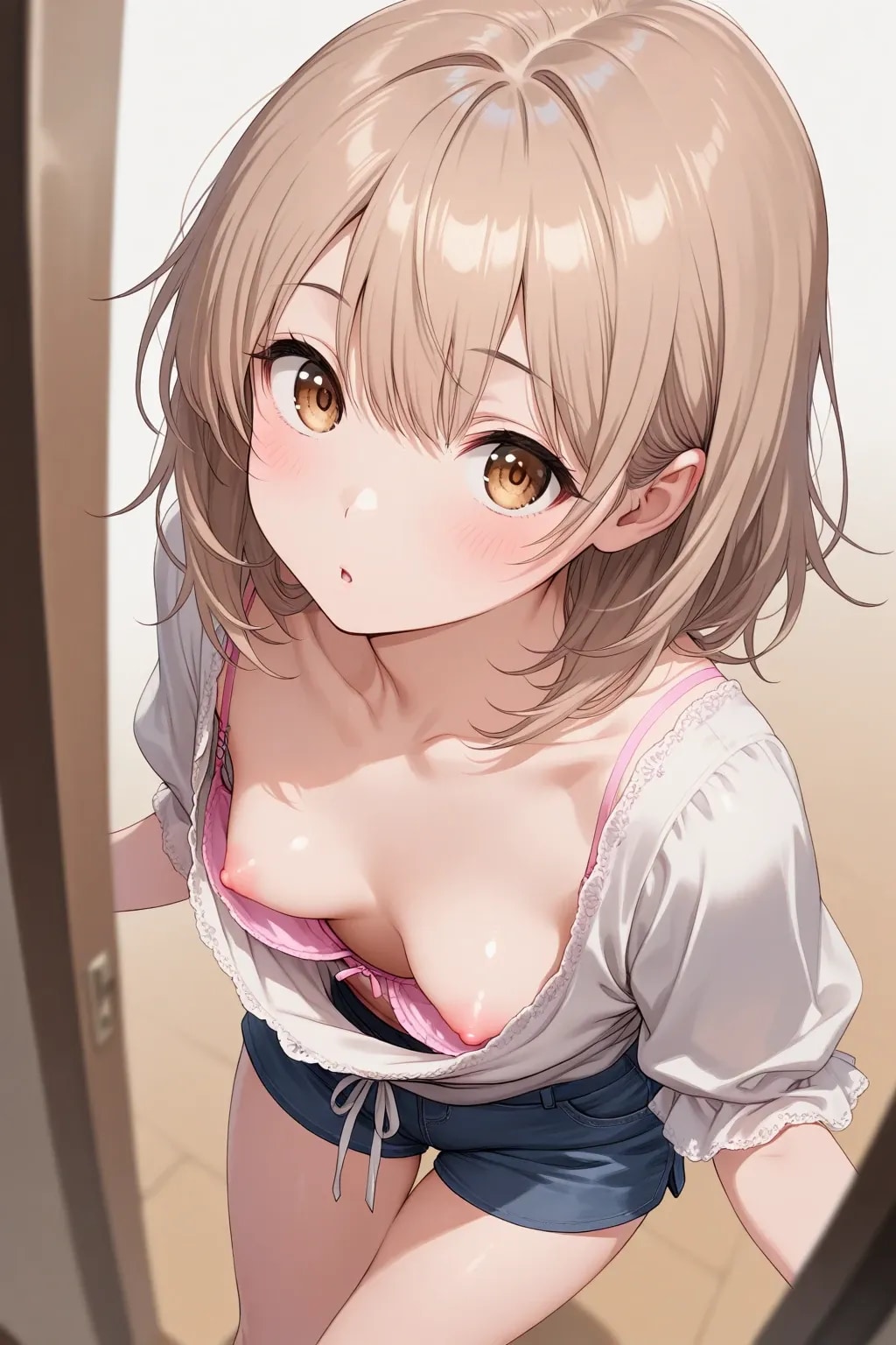 5枚:常にハミ乳している彼女