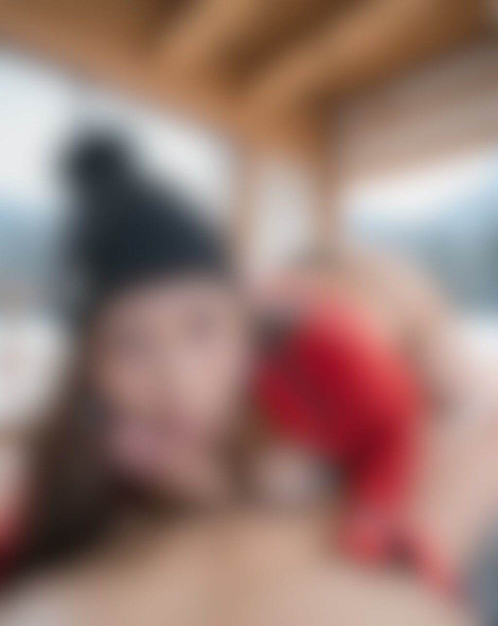 ② ゲレンデで見つけたギャルと山小屋セックス