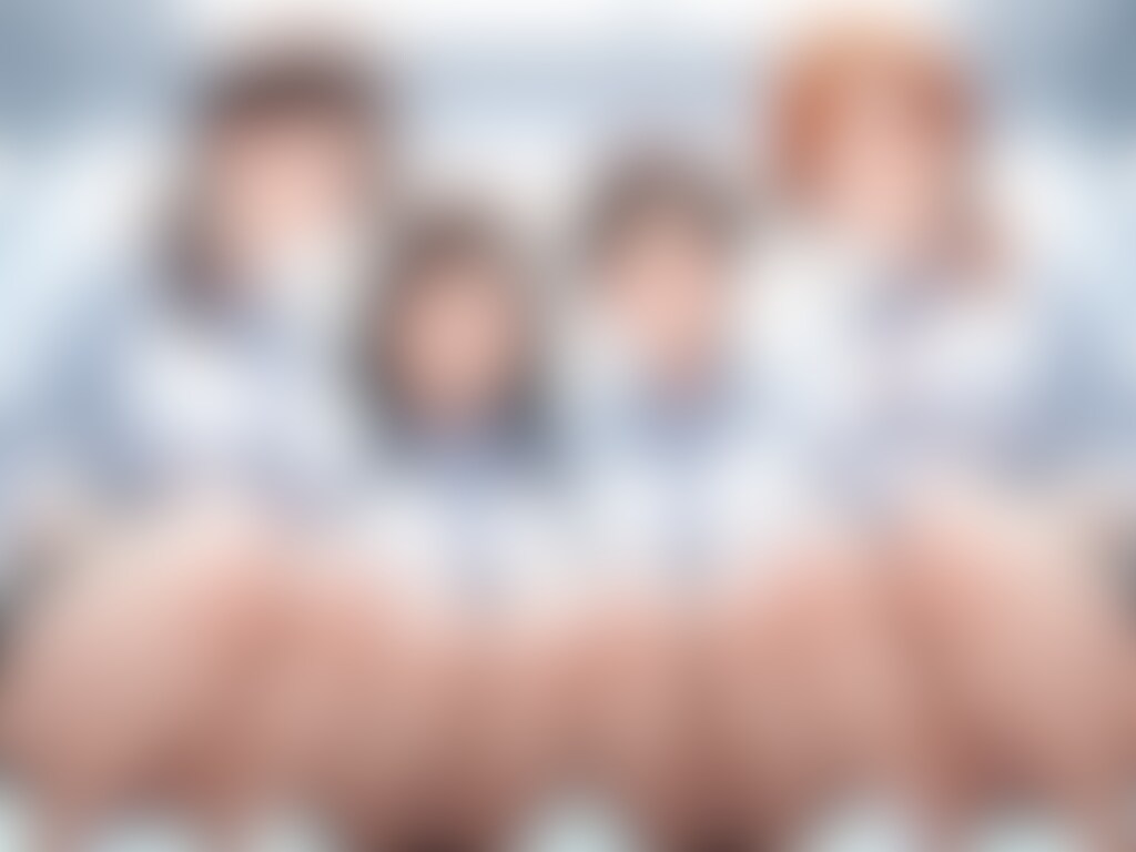 25枚:複数しゃがみパンチラ