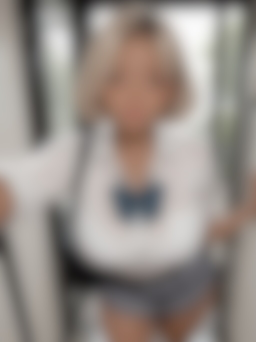 友達の弟に犯される黒ギャル