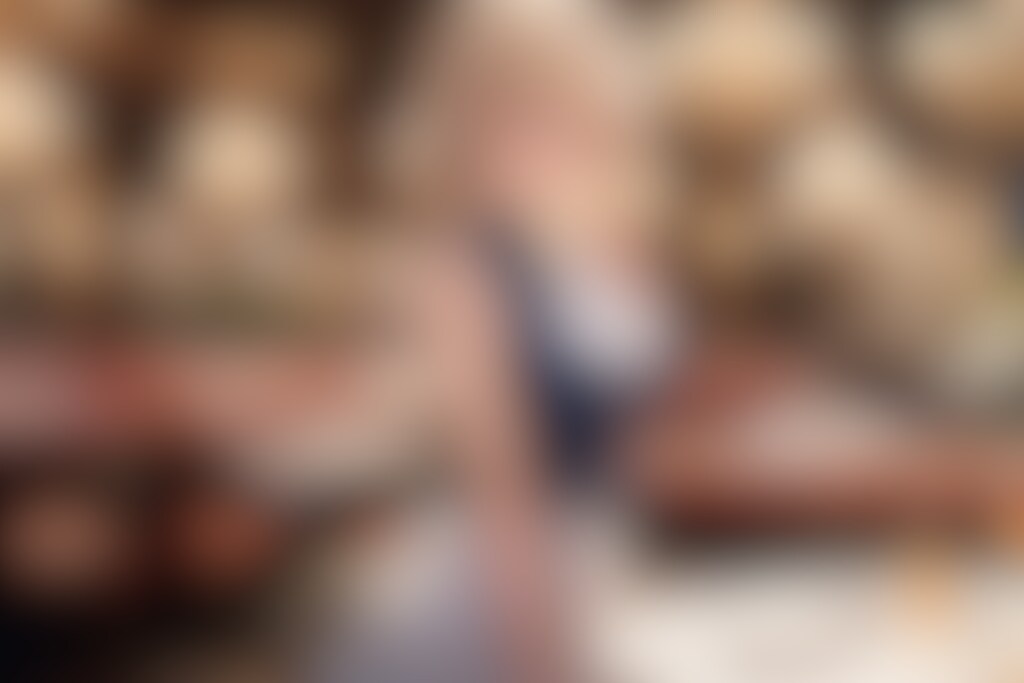 ホテル ウェイトレス