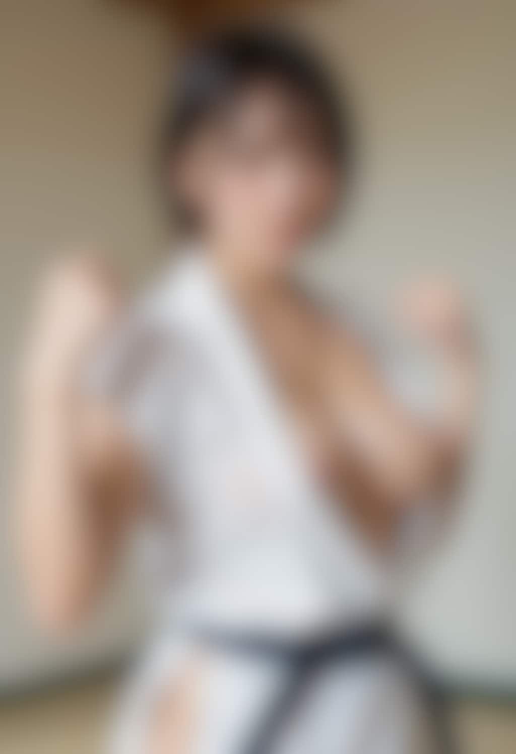 【29枚】汗だくおっぱい空手ガール（新モデル）