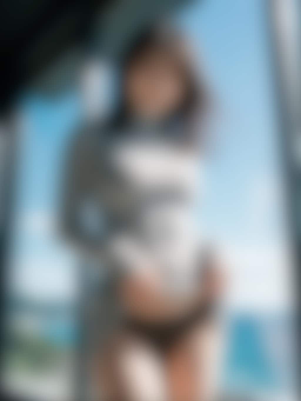 261011