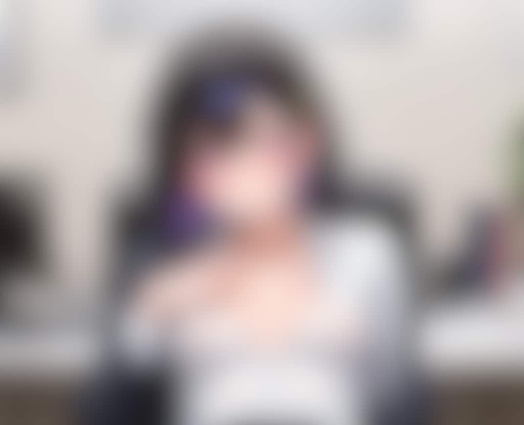 40枚:ノーブラOL