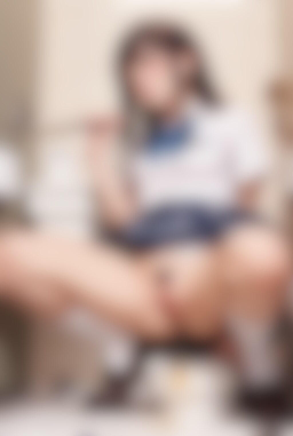 見ないで‥