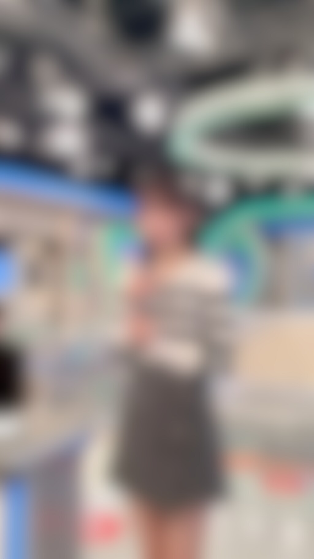 【動画リンクあり】女子アナが本番中にバック