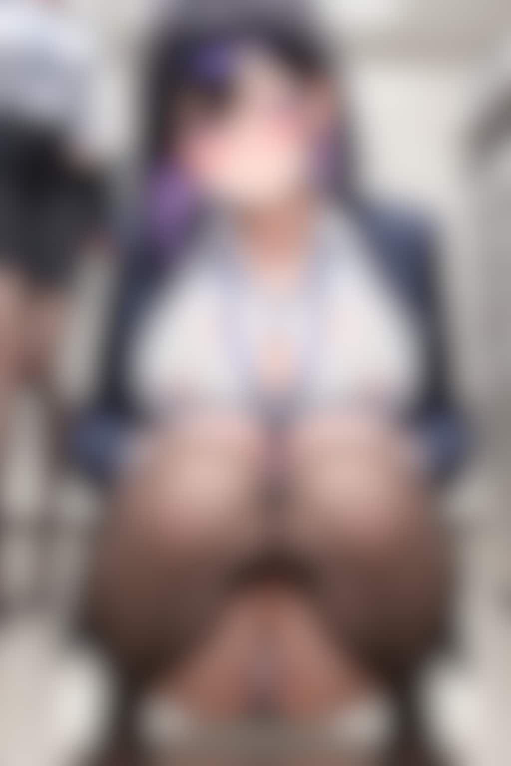 40枚:OLしゃがみパンチラ