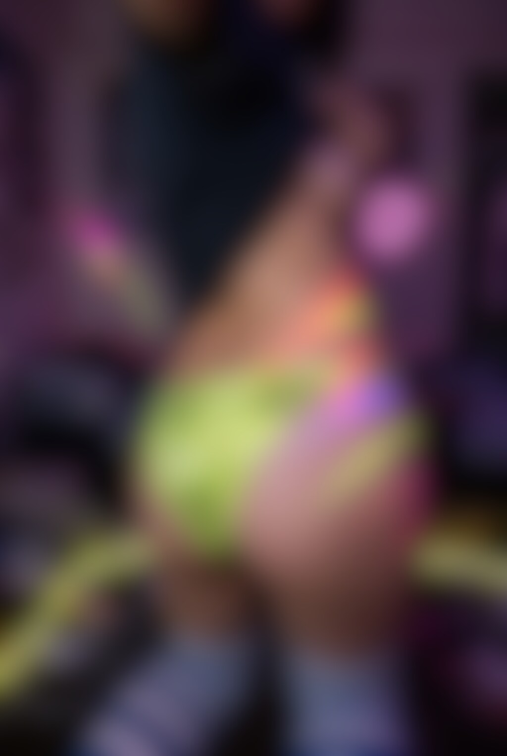 お胸と下着とか