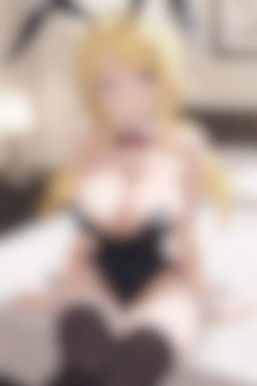 八宮め〇る｜バニーガール正常位