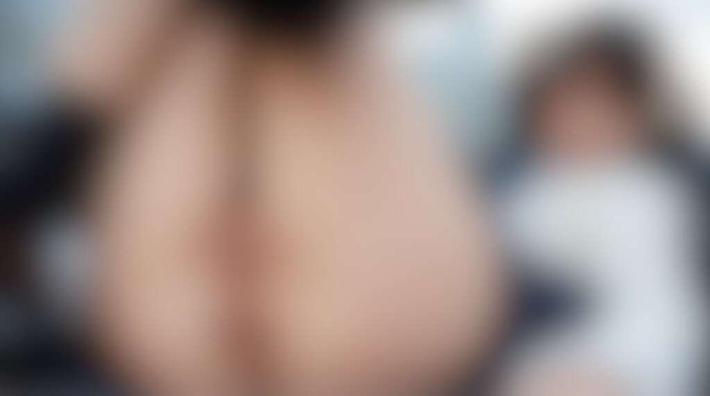 ノーパンJKとドライブデート〈横版〉その1