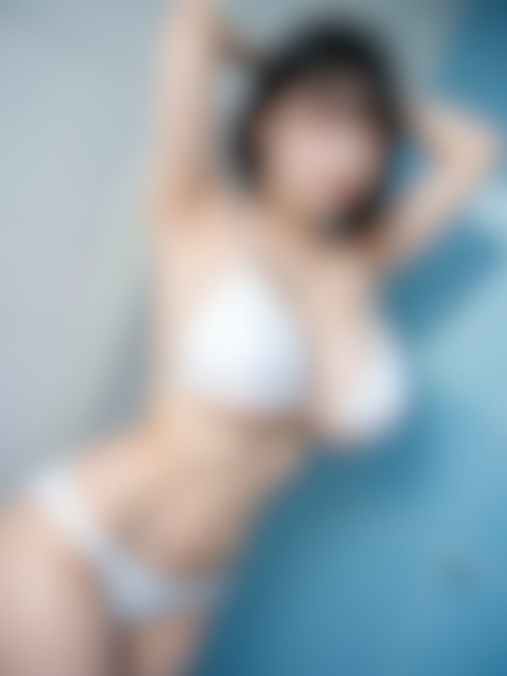 白