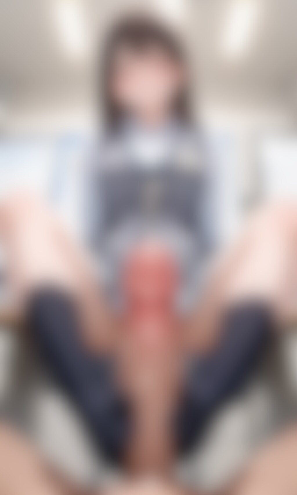 仕事中、ずーっと私の足みてたでしょ？