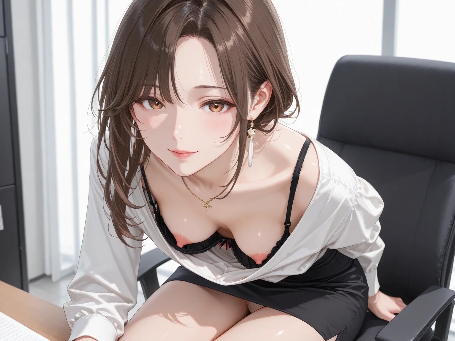 40枚:セクシー系OL胸チラ