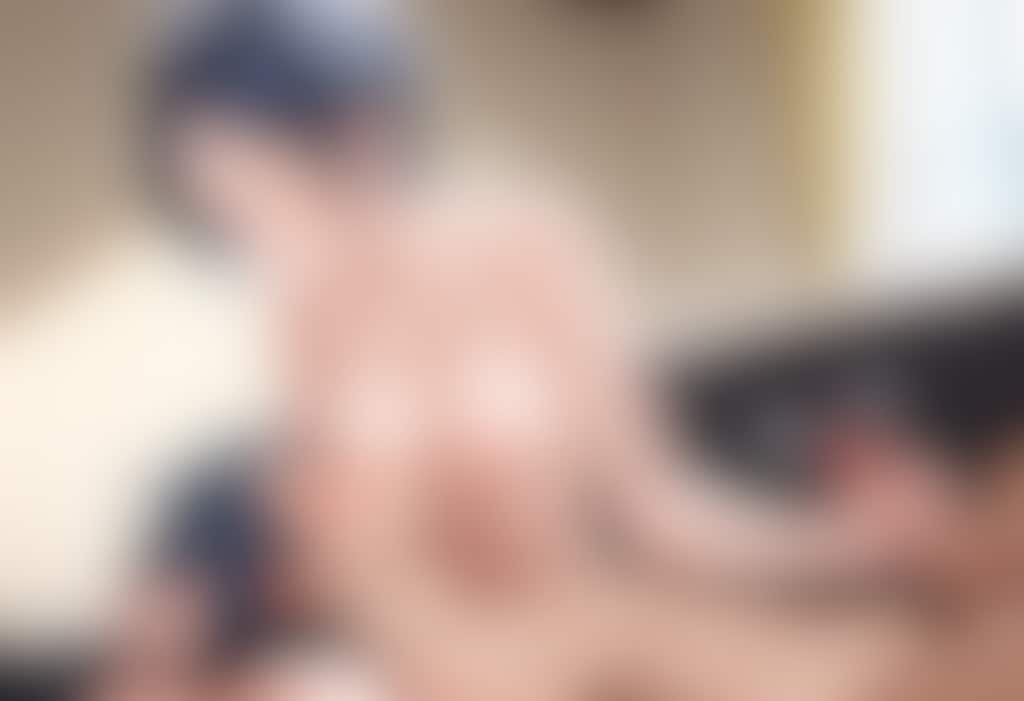 速水奏の膝枕手コキ