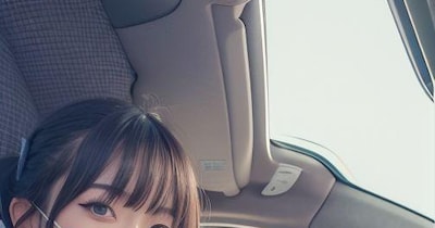 輸入車ディーラーセールスレディ
