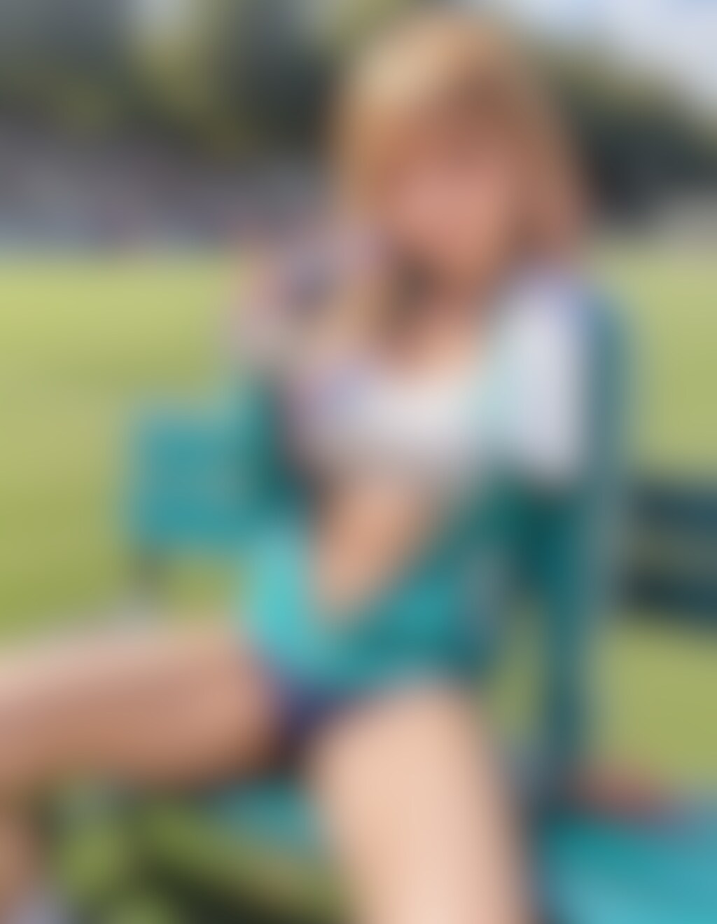 260224P【8枚】1日臨時マネージャー体験しているブルマギャル・夏姫