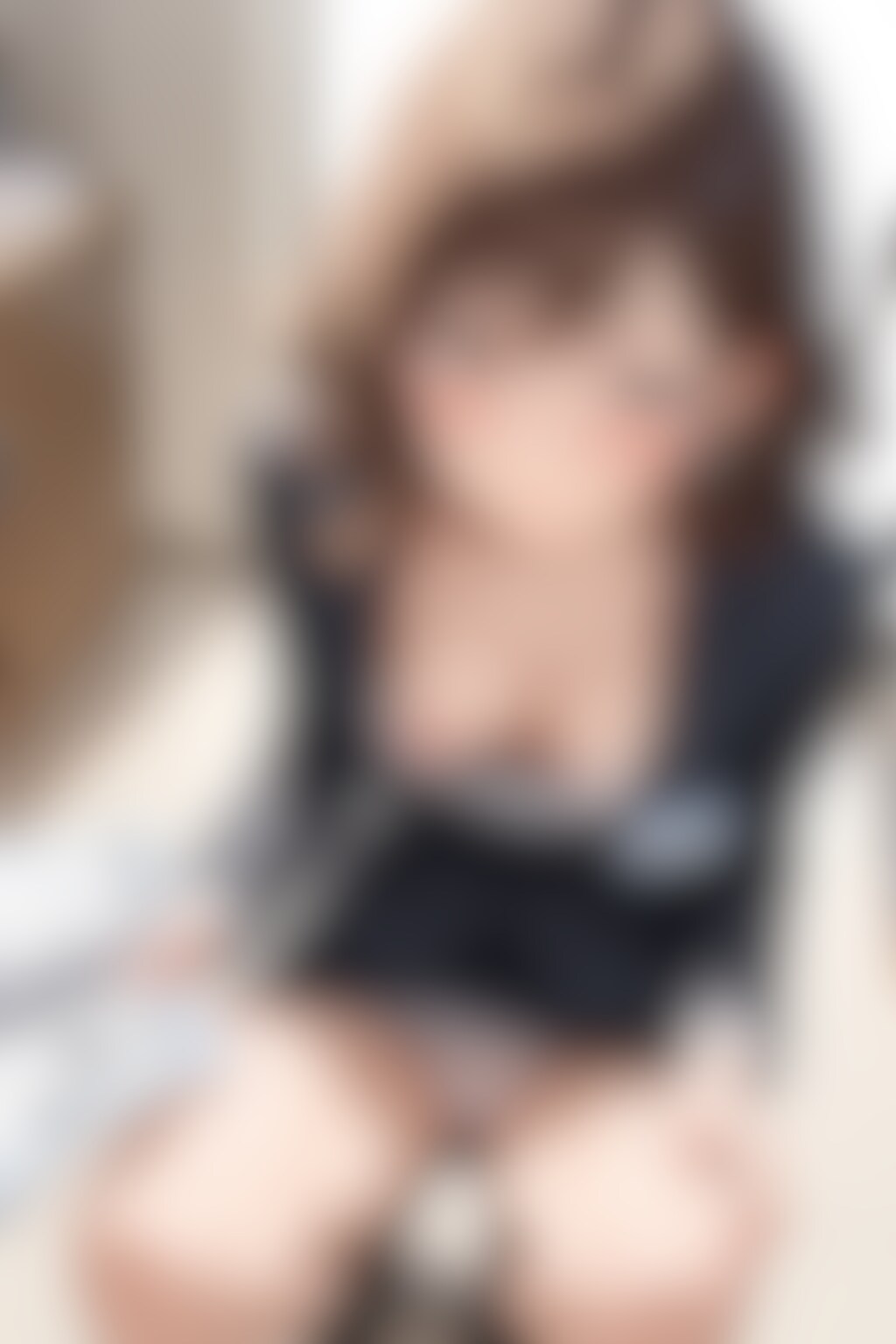 35枚:はみ乳とマンスジ