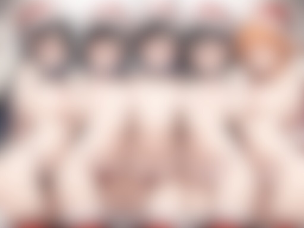 29枚:サンタがいっぱいおっぱい