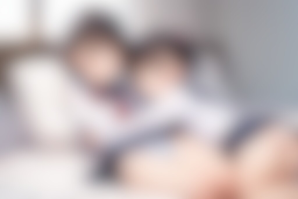 〇リJ〇ちゃんたちがセーラー服＆全裸でイチャイチャ（10枚）