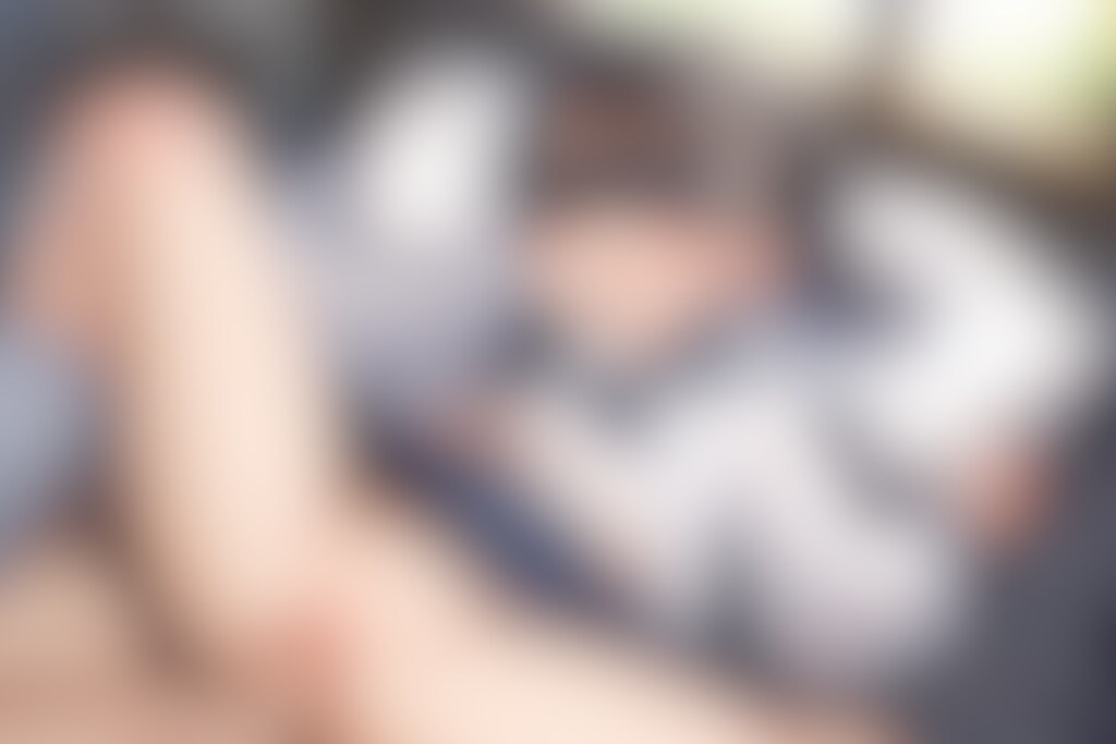 セーラー服〇リJ〇ちゃんたちに目隠して挿入（10枚）