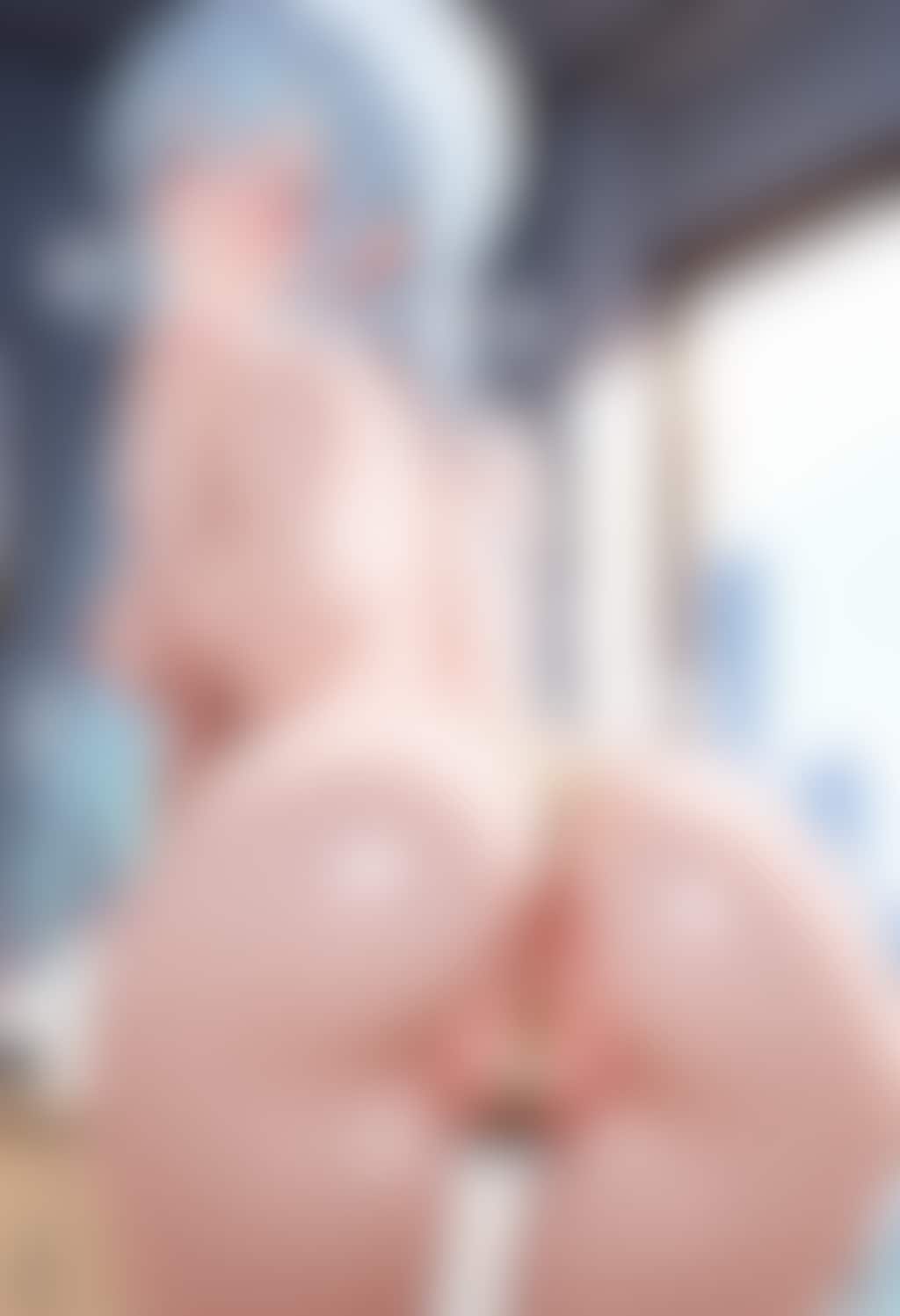 高峯のあ、美尻とモリマンをTバックで見せつける