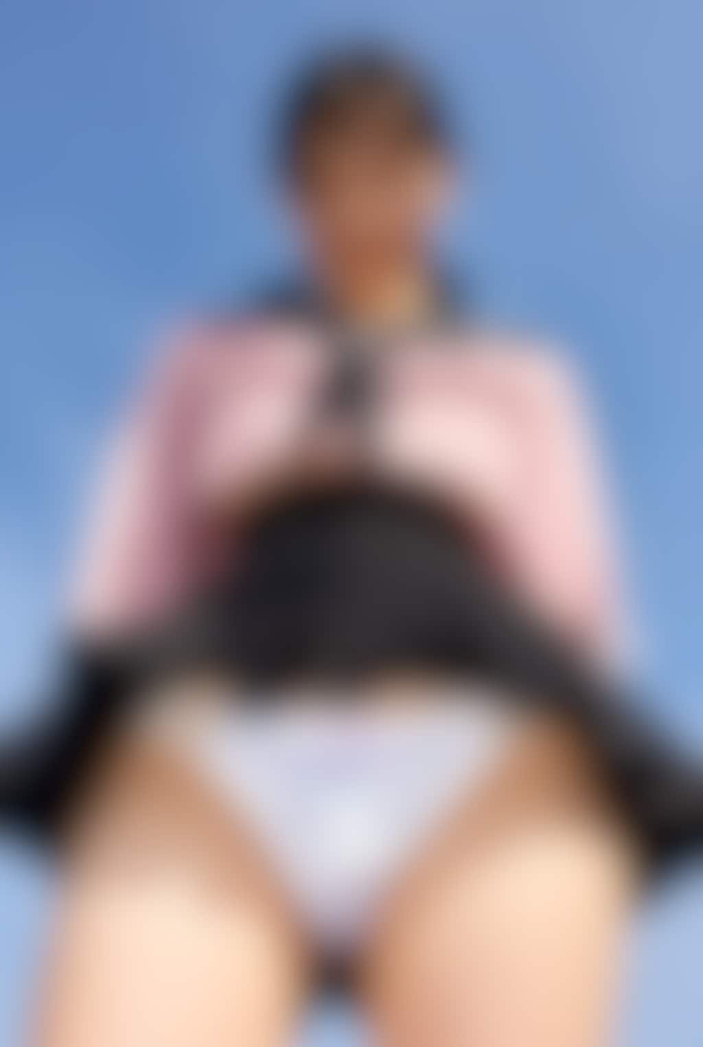 下から丸見えちゃん01