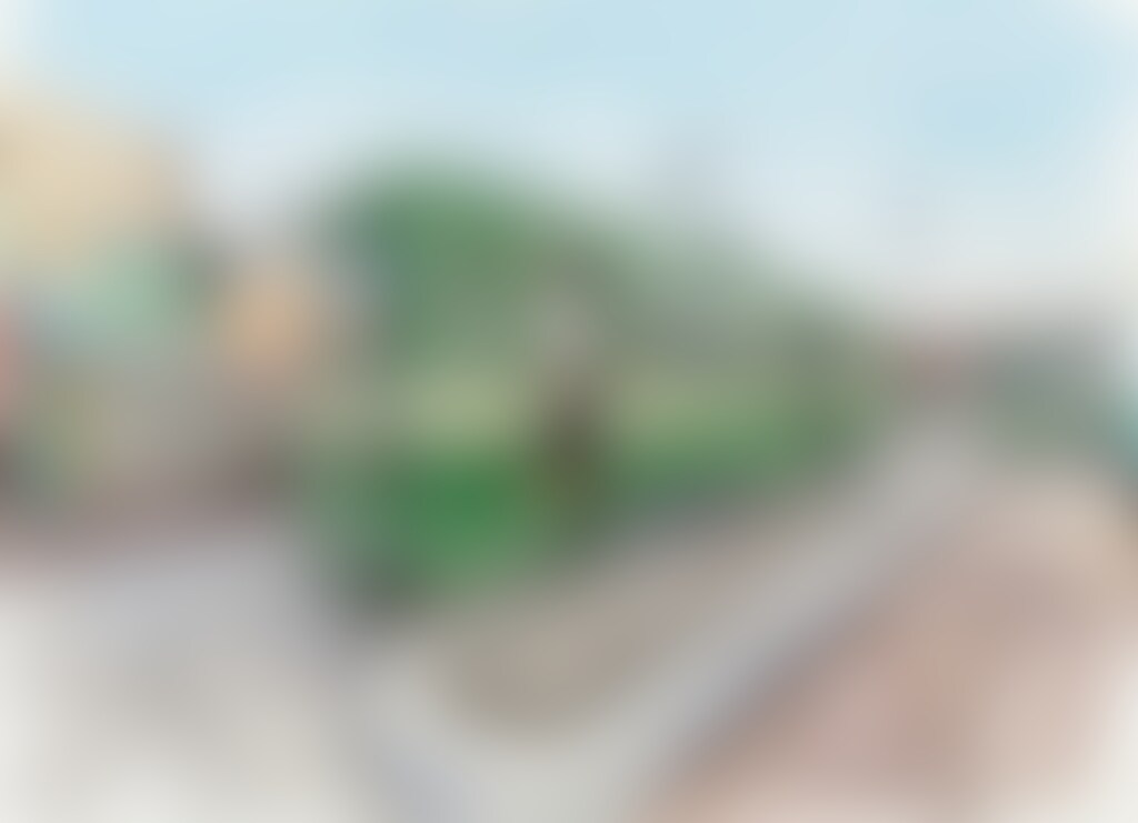 朝風商店街とローズパーク