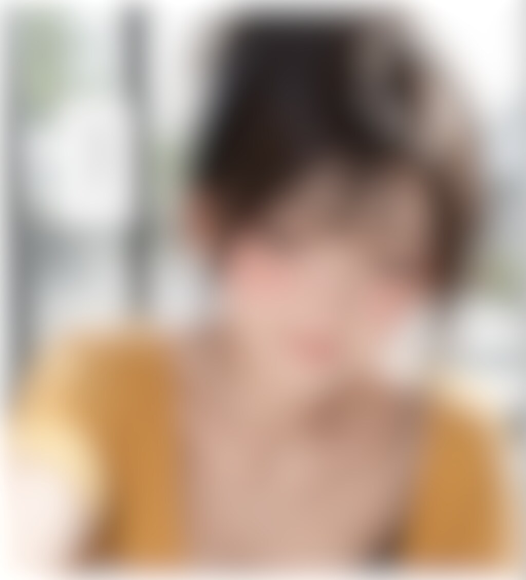 大人の絵本‎40ページ『胸チラ』