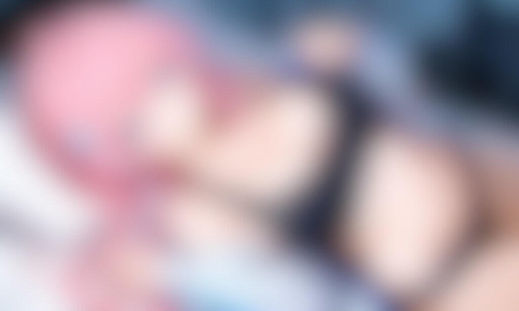 半脱ぎアールちゃん