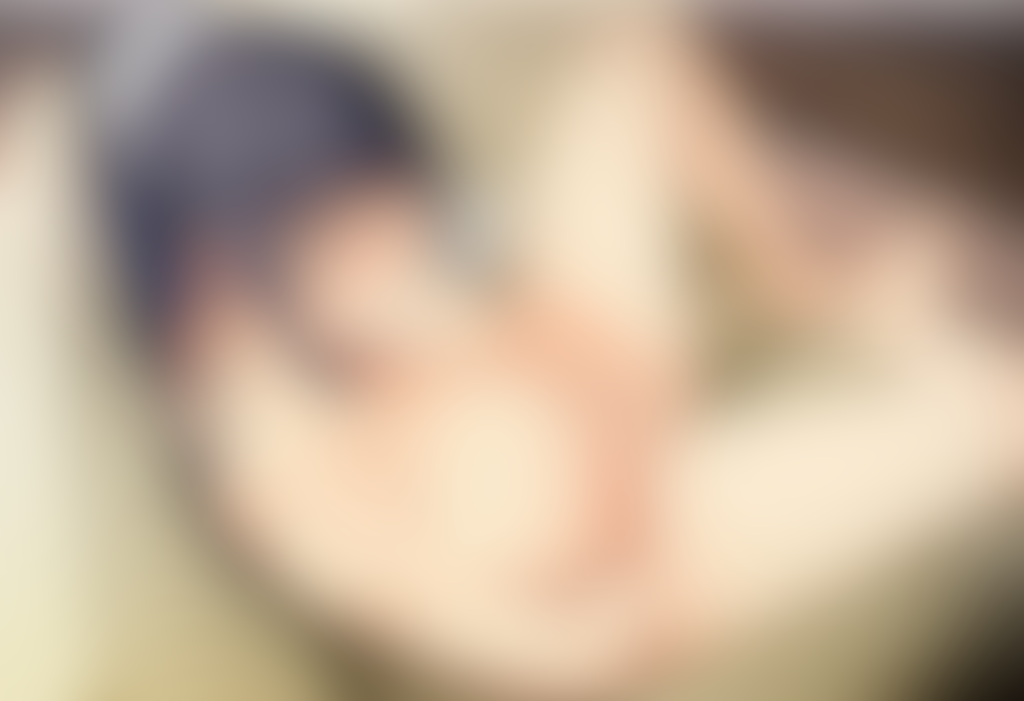 先輩のソファでオナニー