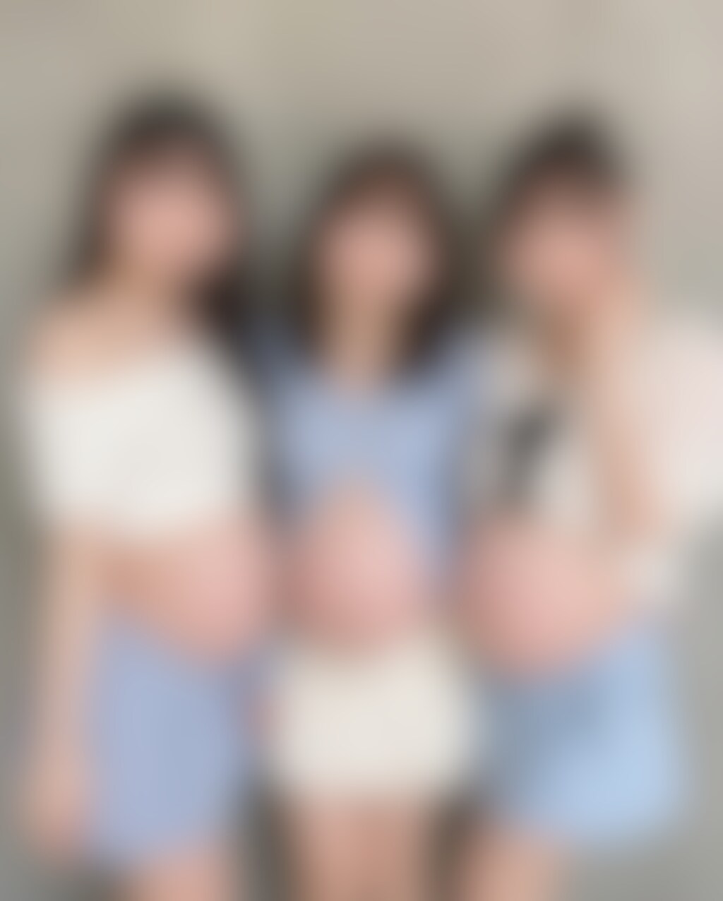 [21枚]涼しい格好の綺麗なお姉さんの恥ずかしい姿①💕