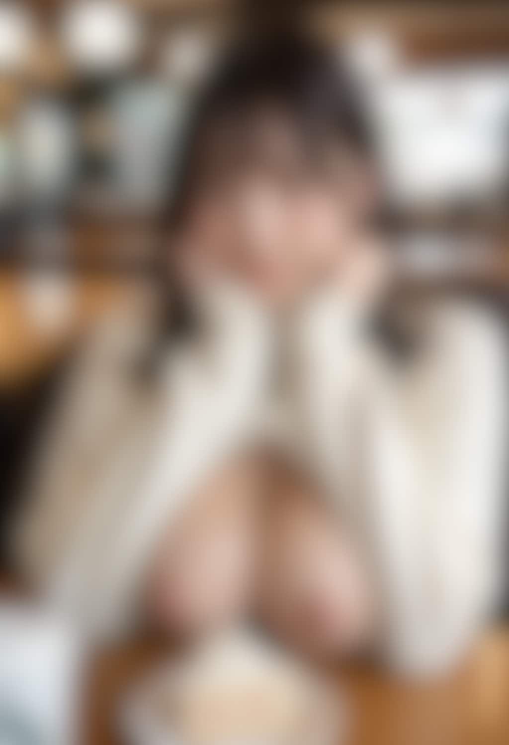 【31枚】カフェでこっそりおっぱい露出（新モデル）