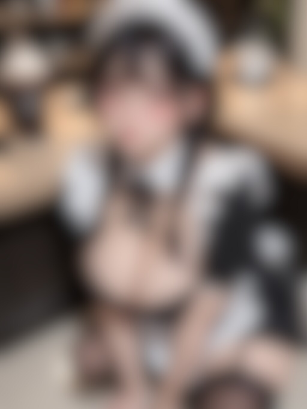 太客から枕を強要されるメガネ三つ編みJK